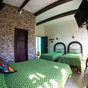 La Fuente Centro Hotel